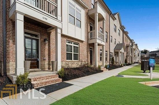 2nd image of 1268 Stone Castle Cir SE
