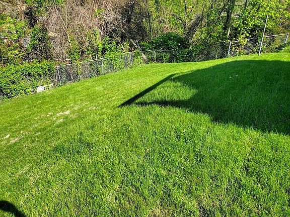 2nd image of 49 Jefferson Dr