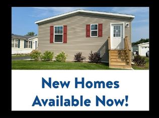 33 Meadowlark Ln, Beecher, IL 60401