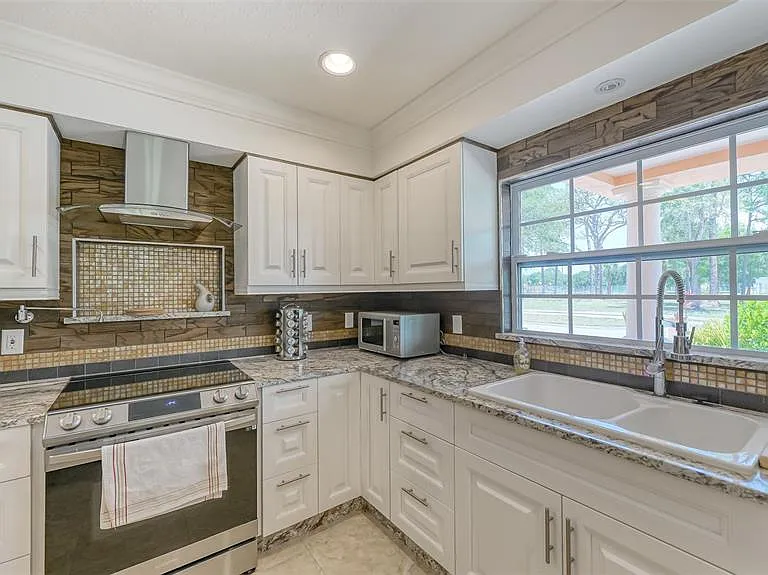 2520 Tami Sola St — Photo 18