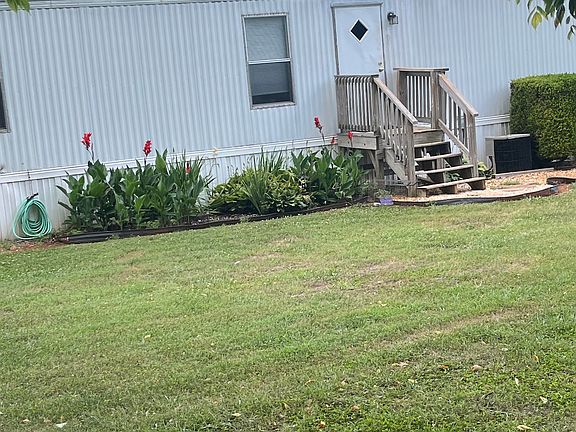 4th image of 8301 Wild Rose Dr #9