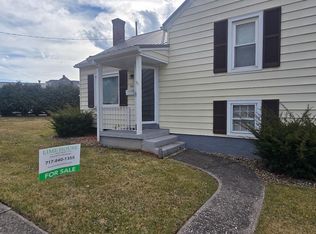 901 Garver St, Roaring Spring, PA 16673