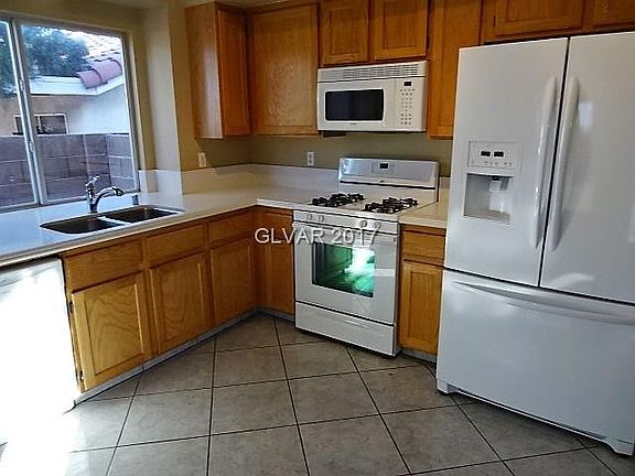 5th image of 718 Cozy Canyon Dr #0