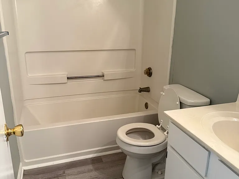 623 Carolina Ave — Photo 23