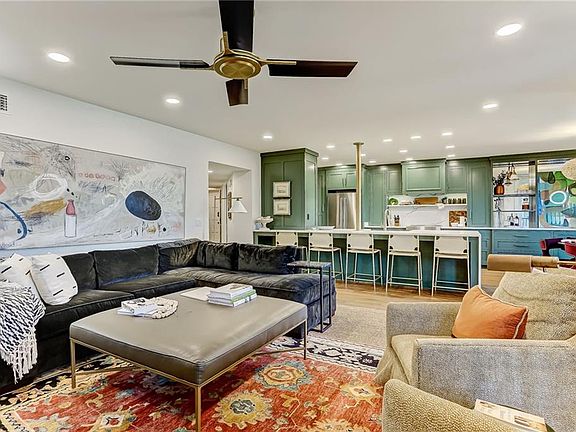 4th image of 1627 Sea Dunes Pl #1620
