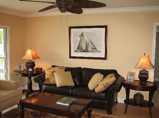 Spacious Living Room