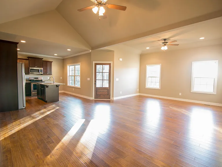 374 Big Station Camp Blvd #B — Photo 8