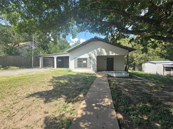 303 S Lloyd St, Hamilton, TX 76531