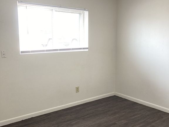 4th image of 103 E 7th Ave #G6