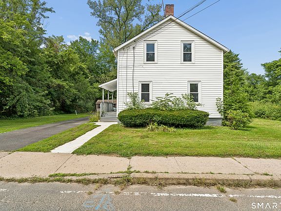 4th image of 10 Center Street