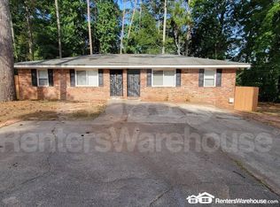 6562 Lower Dixie Lake Rd, Union City, GA 30291