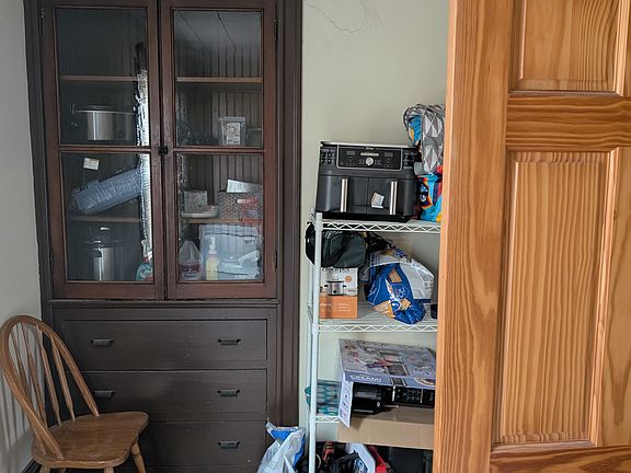 4th image of 2840 Central Ave APT 1