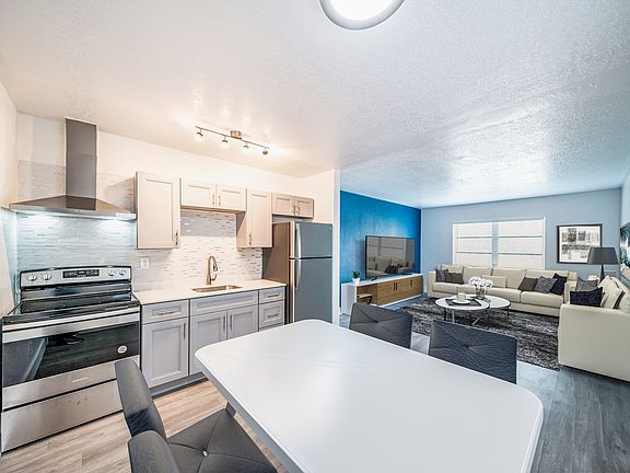 4th image of 3681-3801 SW 60th Ter #3741-7