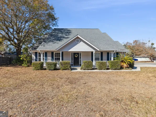 202 Lake Jordan Blvd W, Kingsland, GA 31548