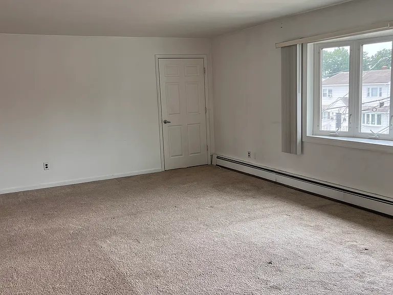 435 Steinway Rd #2 — Photo 7