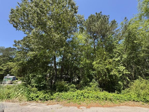 6205 River Breeze Ct #302, Raleigh, NC 27604