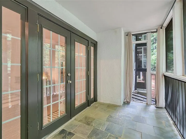 1445 Monroe Dr NE #F15 — Photo 23