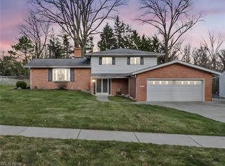 3673 Oak Rd, Stow, OH 44224