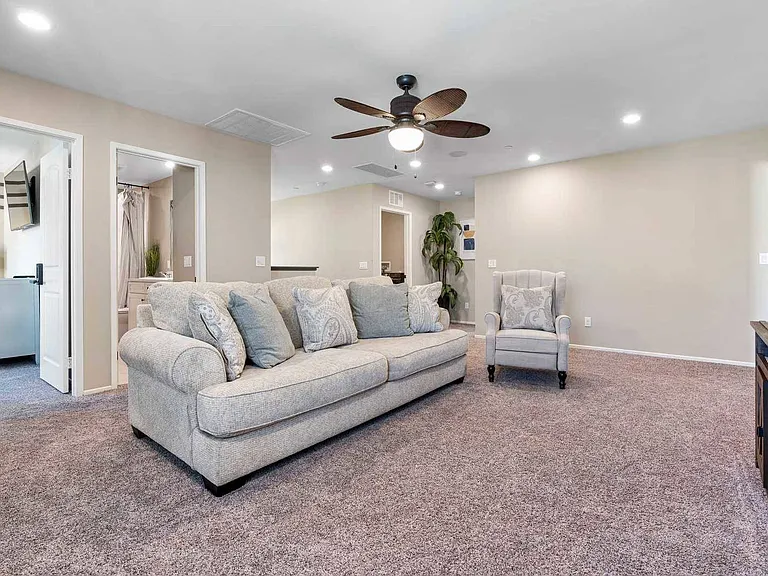 10311 Penguin Ct — Photo 6