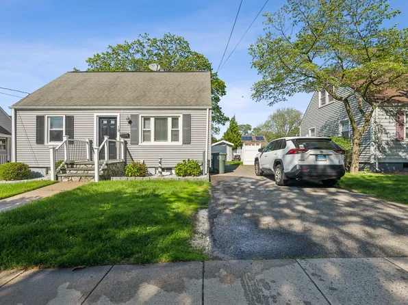 19 S Kerema Ave, Milford, CT 06460