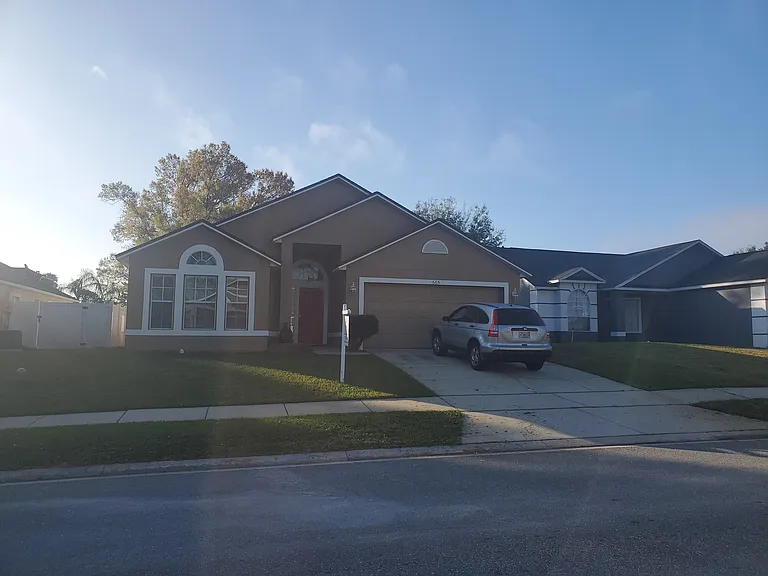 665 Brightview Dr — Photo 2