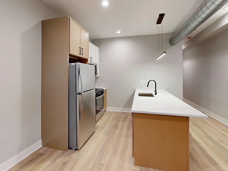 2403 N Kedzie Blvd #2 — Photo 10