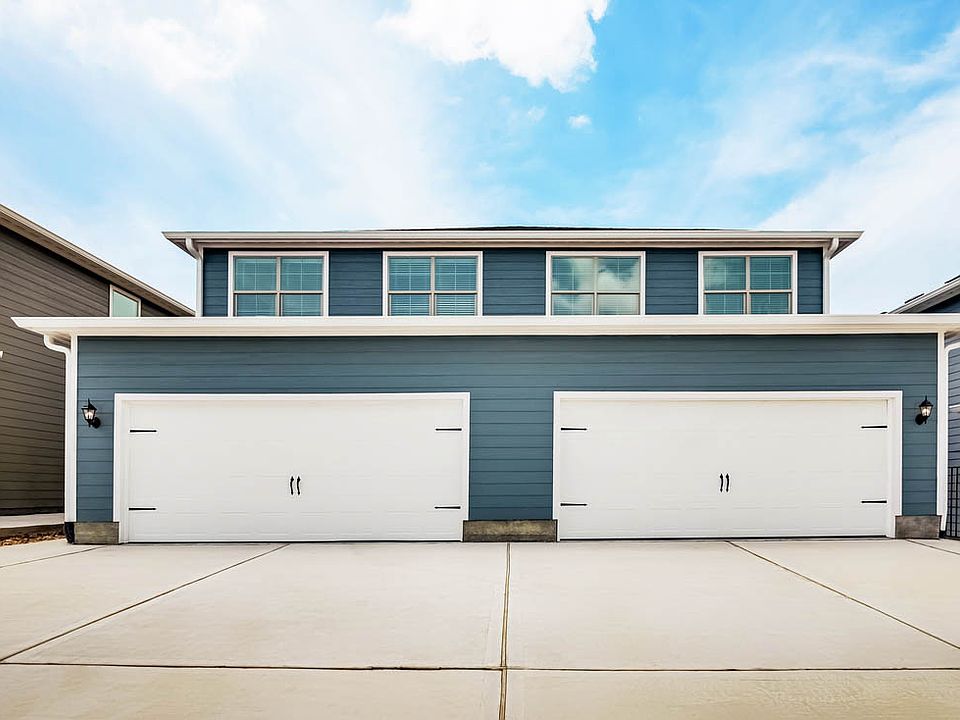 Spacious townhome with an upstairs loft and multiple walk-in closets