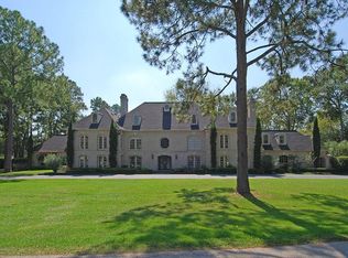 11511 Raintree Cir, Houston, TX 77024