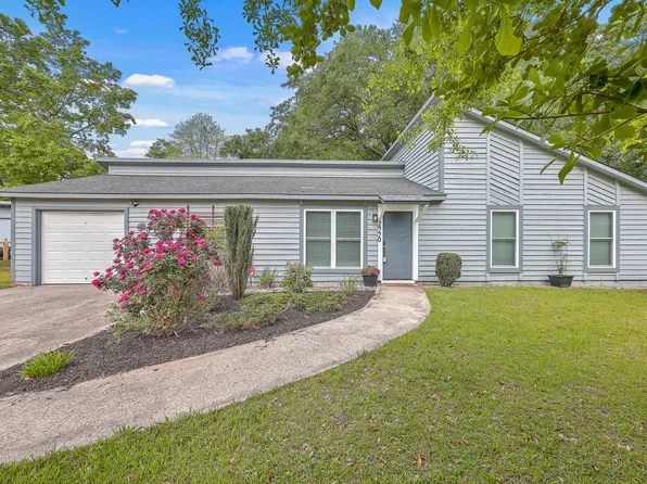2990 New England Ct, North Charleston, SC 29420
