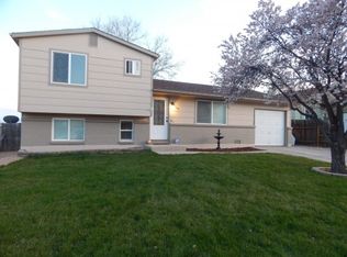 7085 White Mountain Dr, Colorado Springs, CO 80915