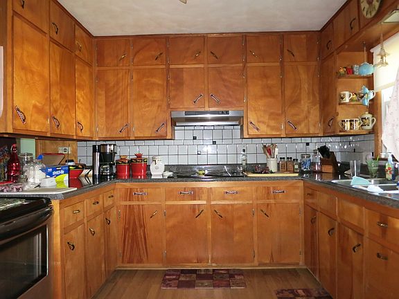 4th image of 2403 Oakland Ave