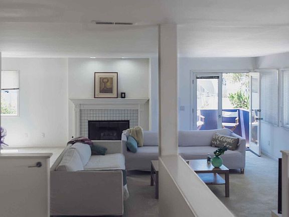 5th image of 15 Driftwood St #1