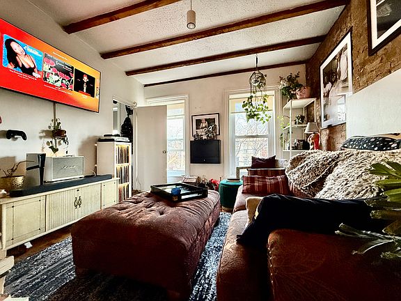 4th image of 397 Clermont Ave APT 4R