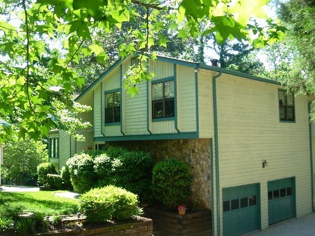 A private oasis amidst the commercial development of Douglasville GA
