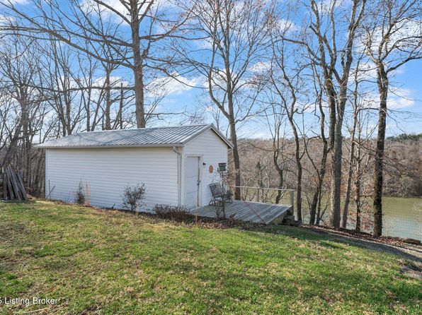 905 Nolin Park Rd, Clarkson, KY 42726