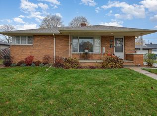 1908 S Sherman St, Bay City, MI 48708