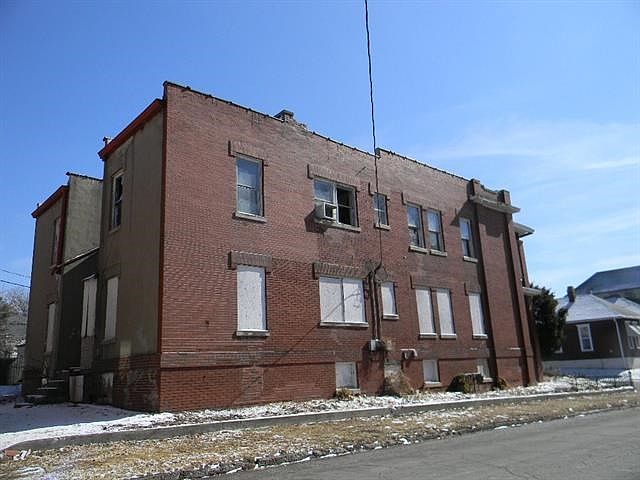 2nd image of 1201 Corby St