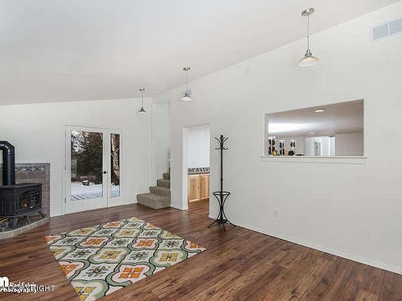 2nd image of 3850 N Vista Cir