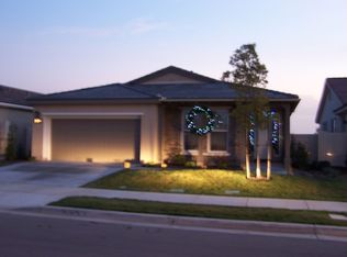 10113 Besancon Way, Bakersfield, CA 93306