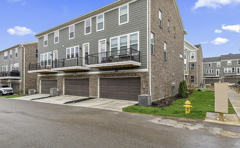 7252 Abington Way — Photo 17