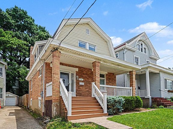 3rd image of 2804 Eden Ave