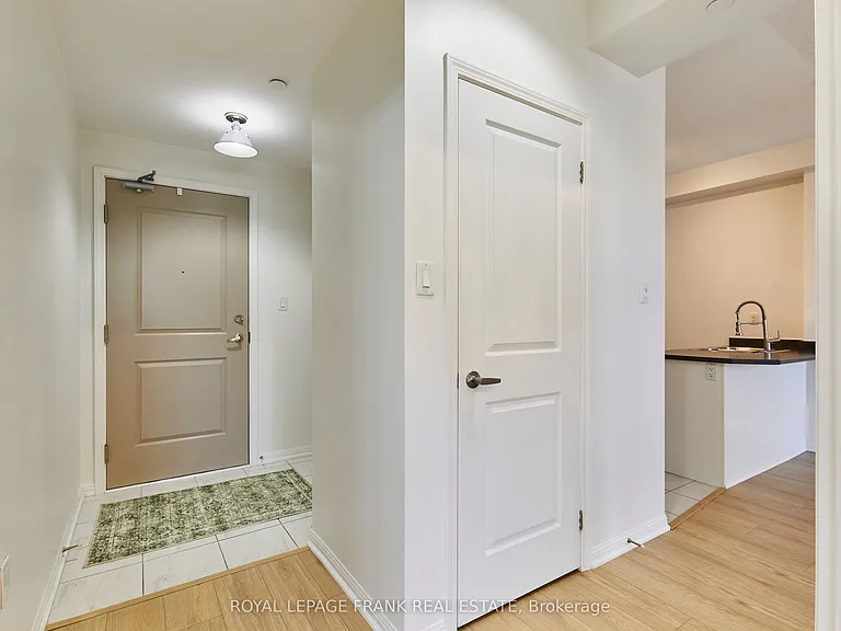 84 Aspen Springs Dr #112 — Photo 2