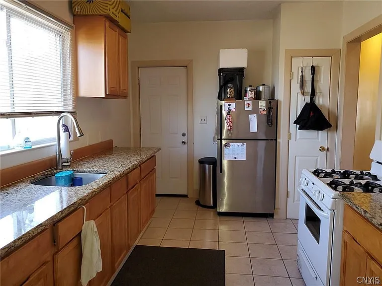 1410-12 Madison St #12 — Photo 4