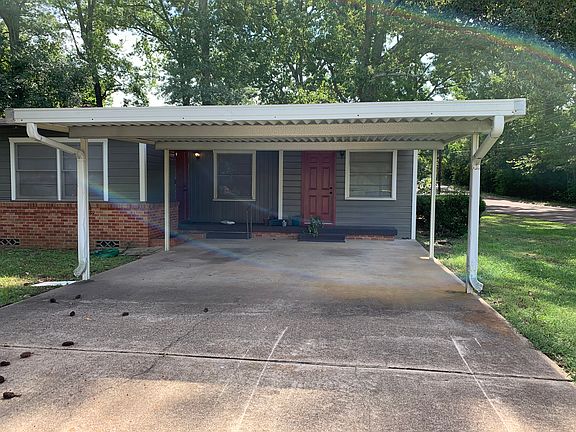 2nd image of 1500 E Lantrip St
