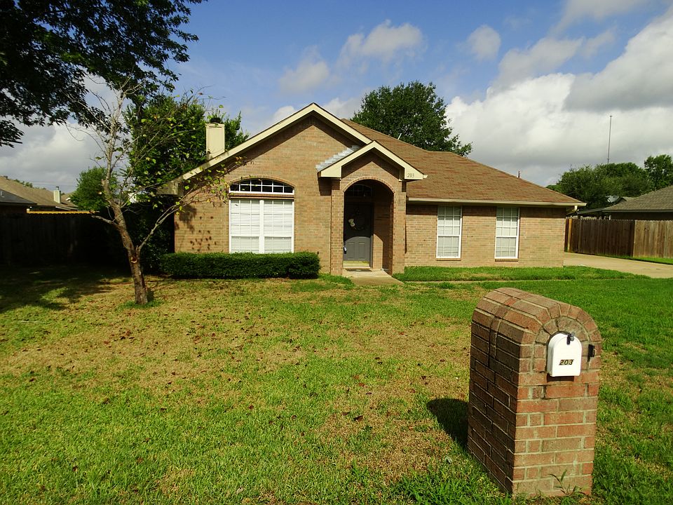 203 Oak St, Bullard, TX 75757 Zillow