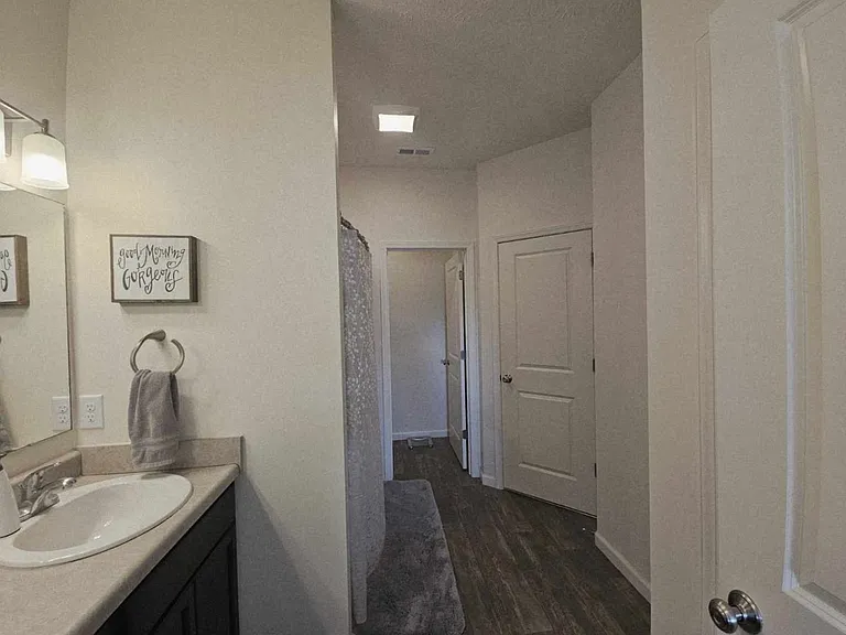 4721 Gawain Dr — Photo 13