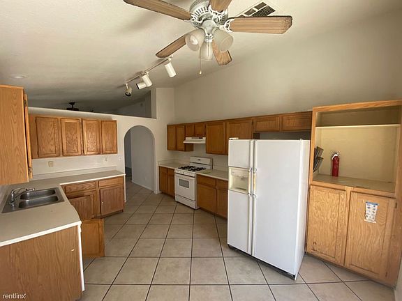 3rd image of 2339 Ozark Way