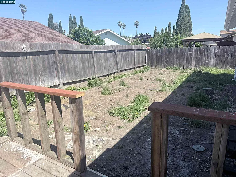 15 Lena Dr — Photo 20