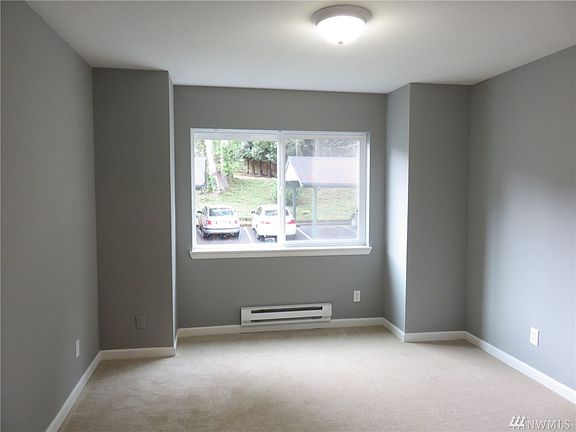 4th image of 31500 33rd Pl SW APT U204