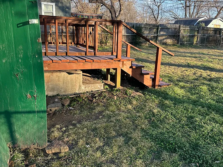 2732 W Cameron St — Photo 15